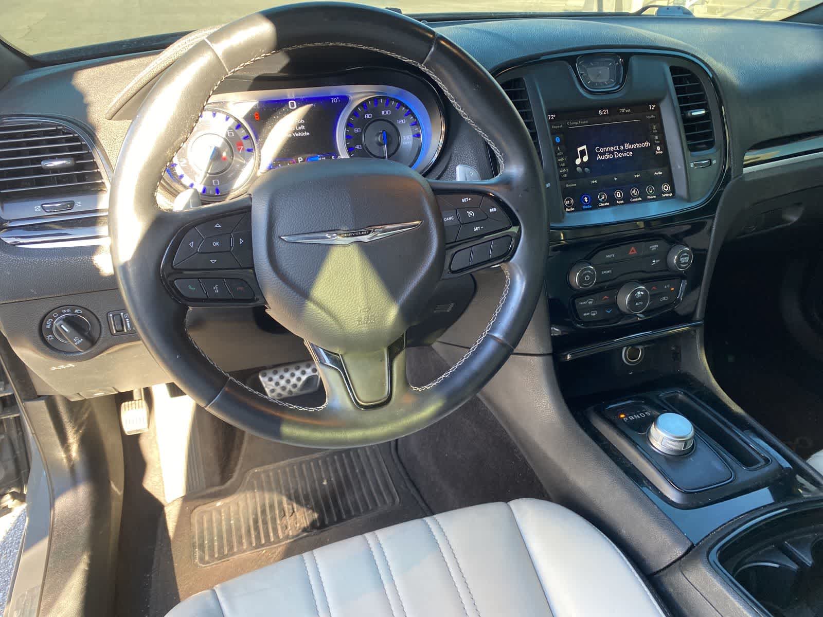 Thumbnail: 2018 Chrysler 300 - 11