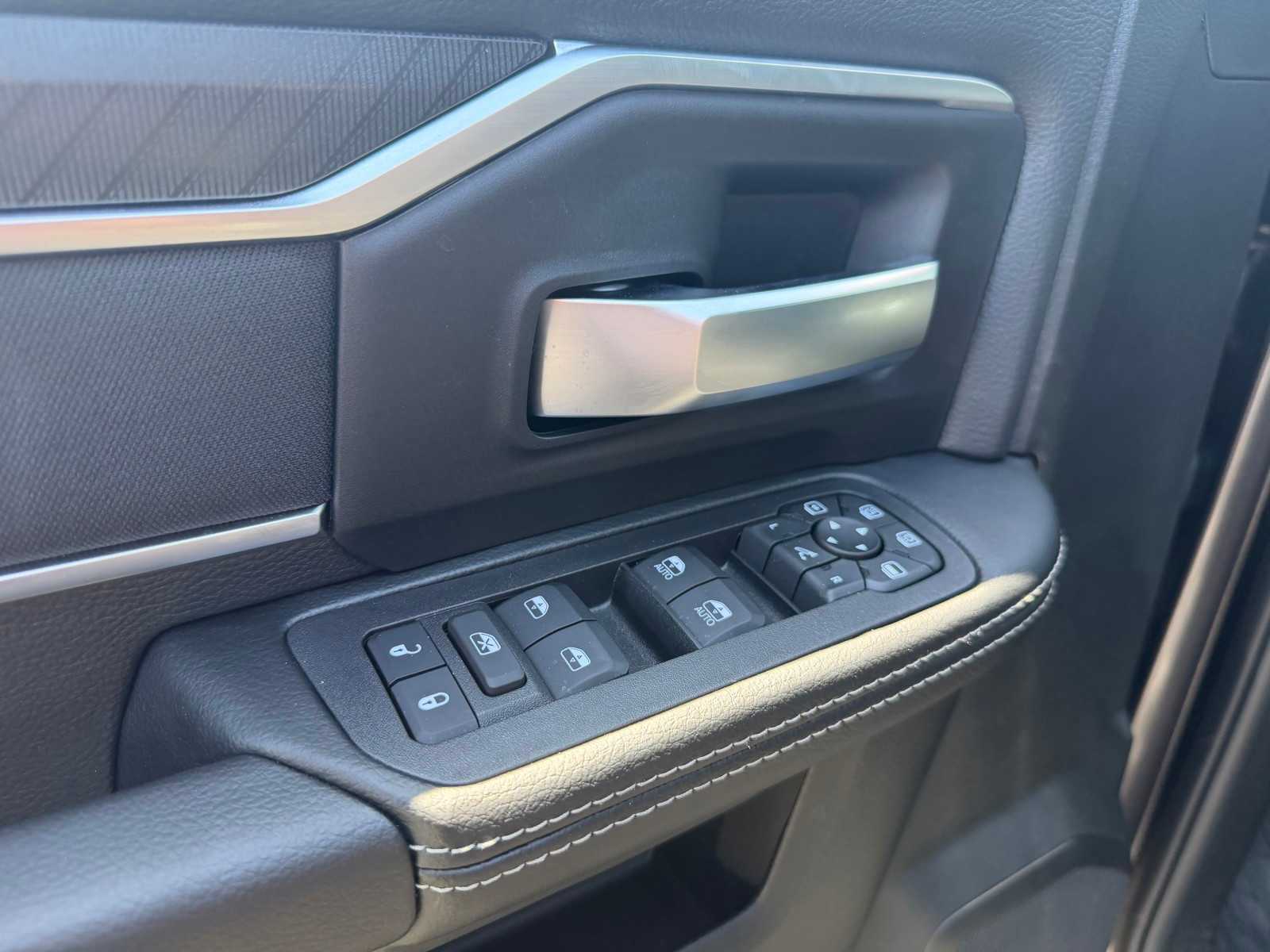 Thumbnail: 2026 RAM 3500 - 28