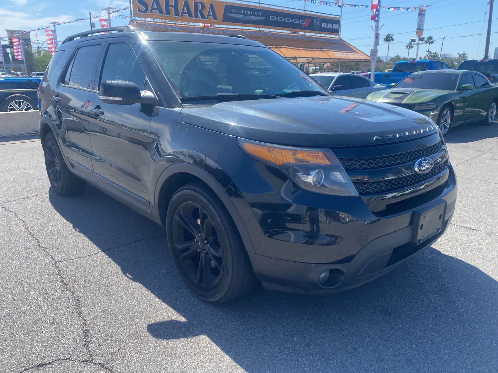 Thumbnail: 2015 Ford Explorer - 3