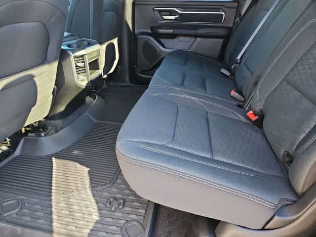 Thumbnail: 2026 RAM 1500 - 19