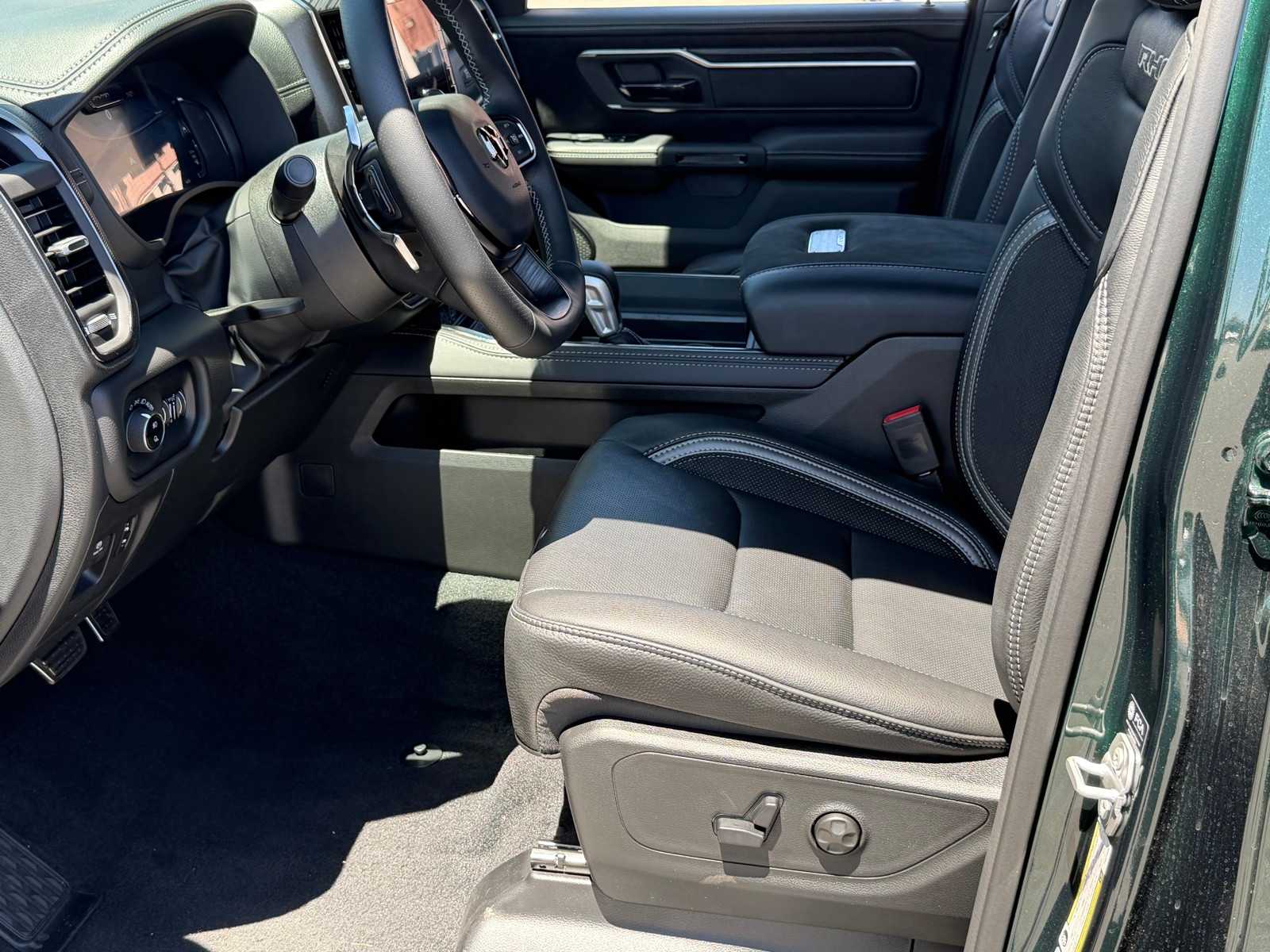 Thumbnail: 2026 RAM 1500 - 14