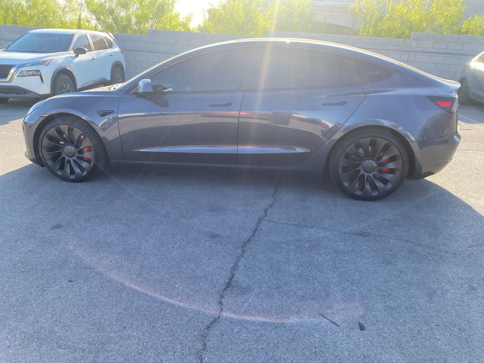 Thumbnail: 2022 Tesla Model 3 - 9