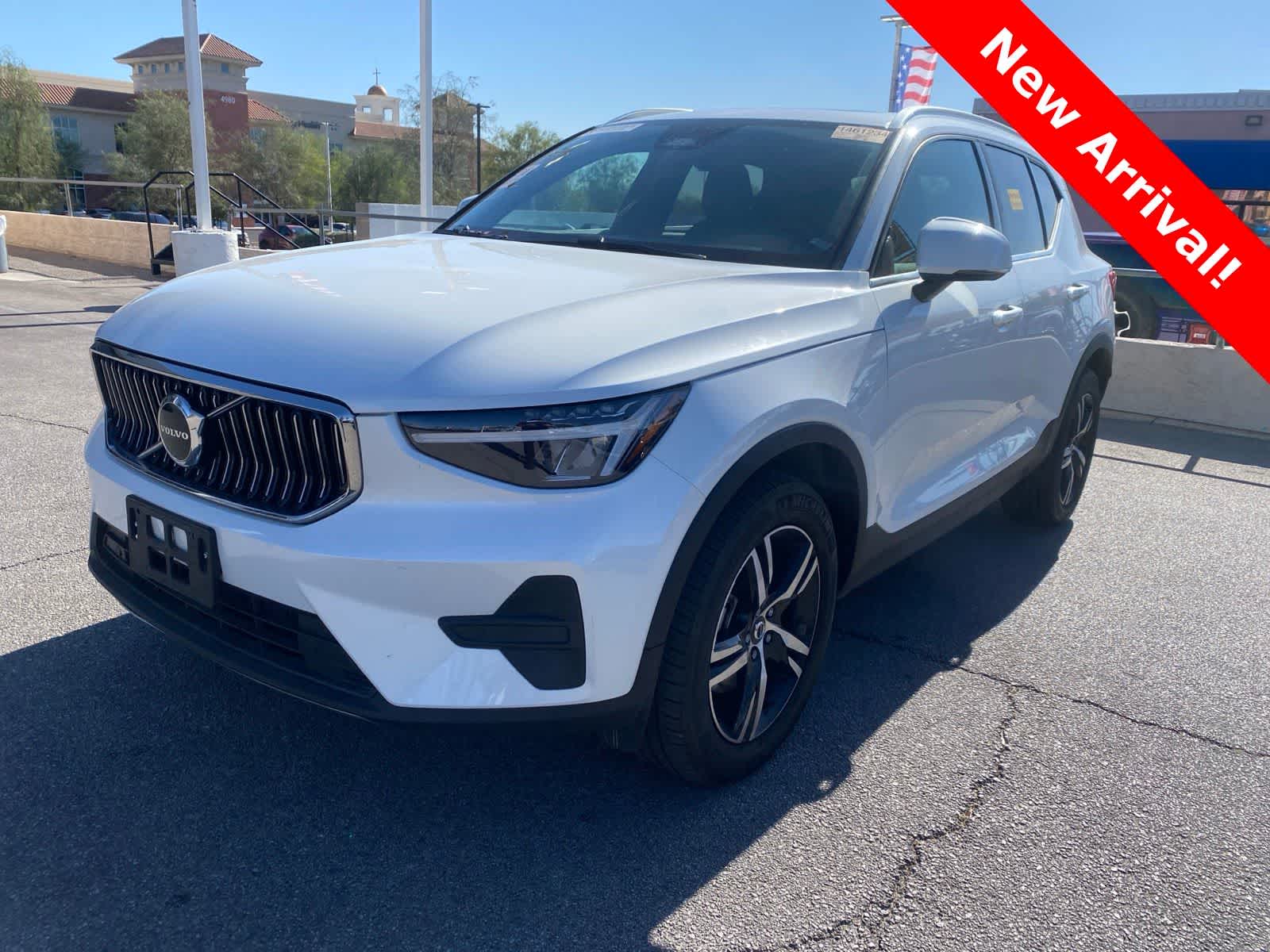 2024 Volvo XC40 B5 Core Bright AWD's photo