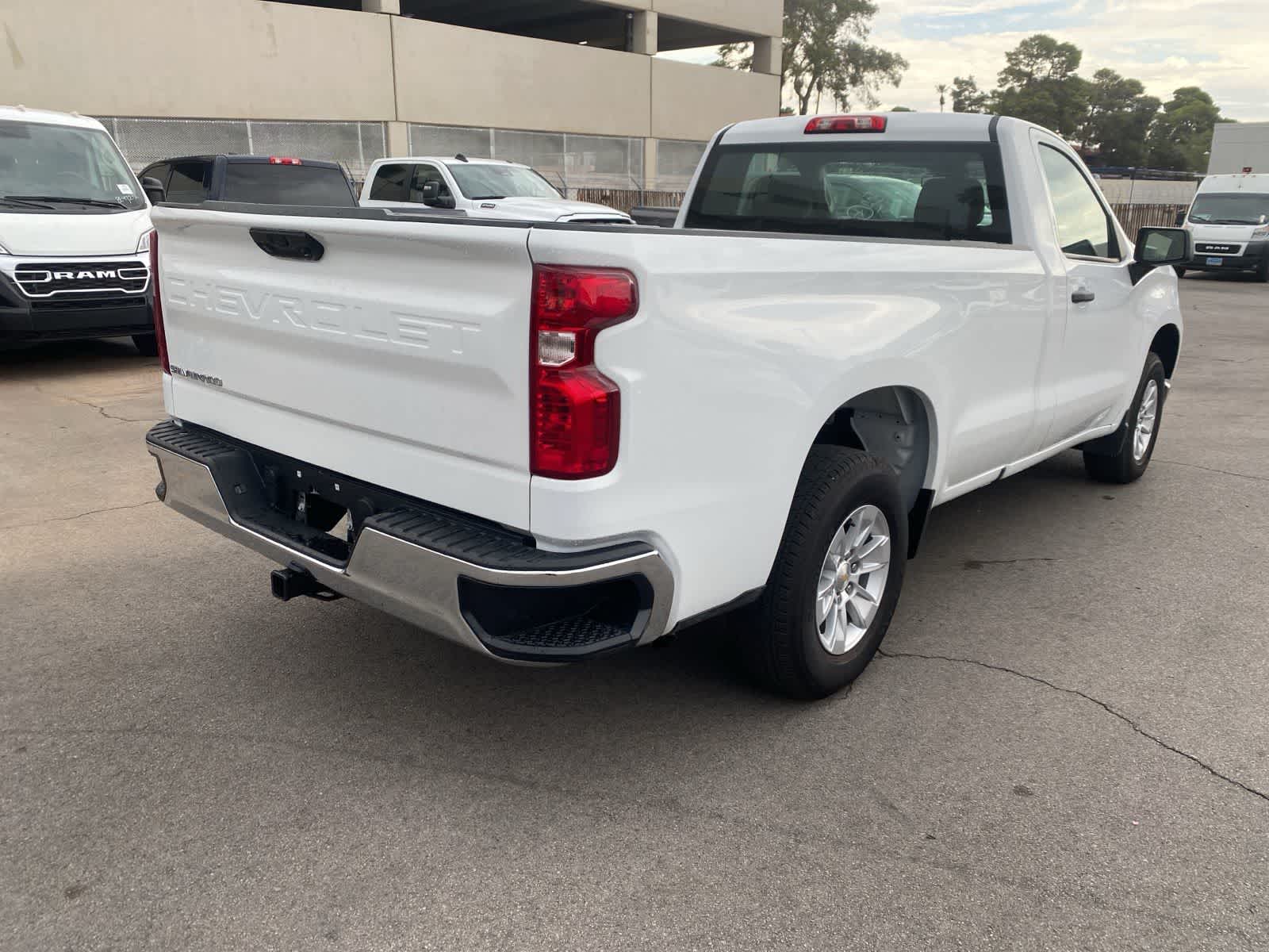 Thumbnail: 2024 Chevrolet Silverado 1500 - 6