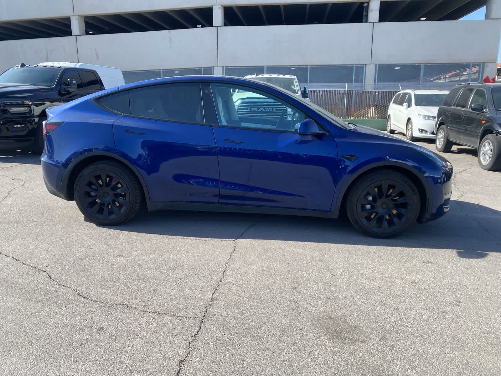 Thumbnail: 2020 Tesla Model Y - 4
