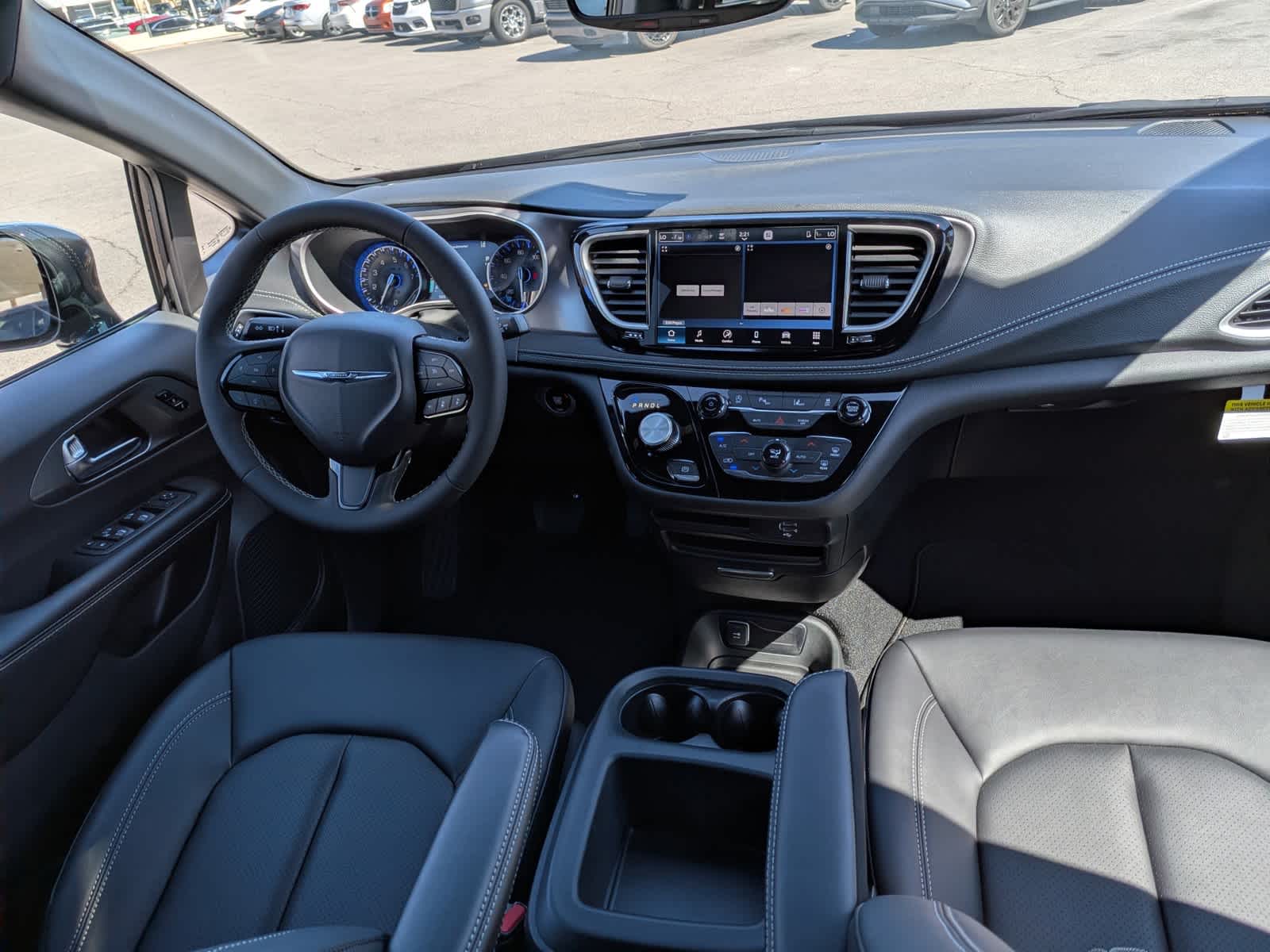 Thumbnail: 2026 Chrysler Pacifica - 20