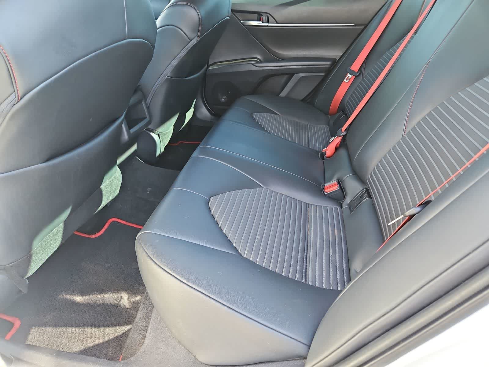 Thumbnail: 2022 Toyota Camry - 21