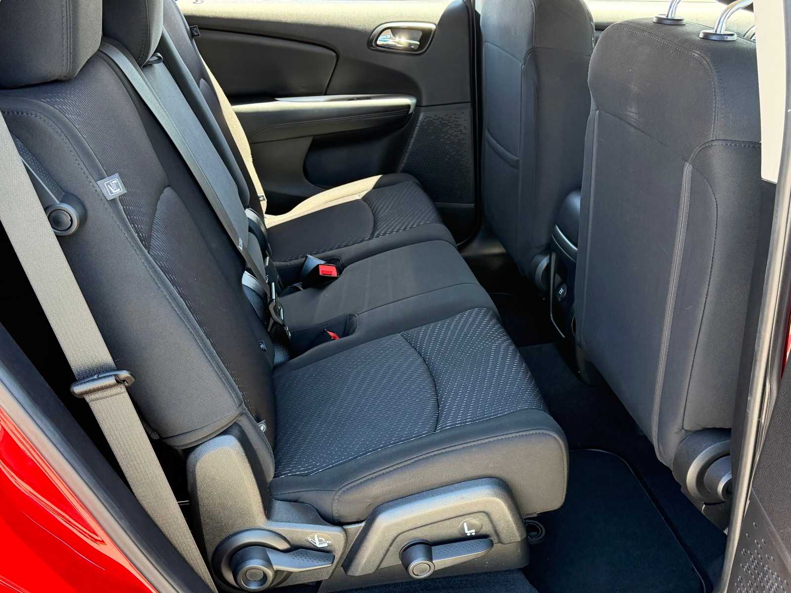 Thumbnail: 2019 Dodge Journey - 31