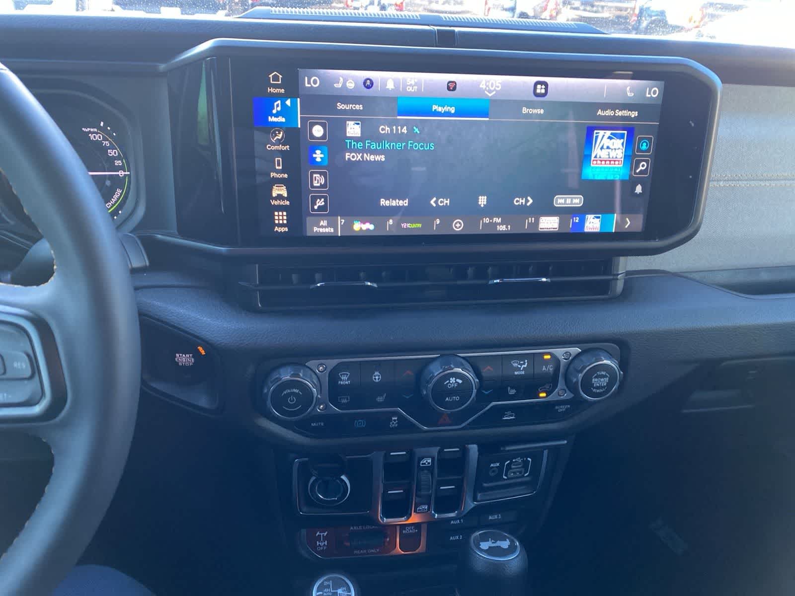 Thumbnail: 2024 Jeep Wrangler - 15