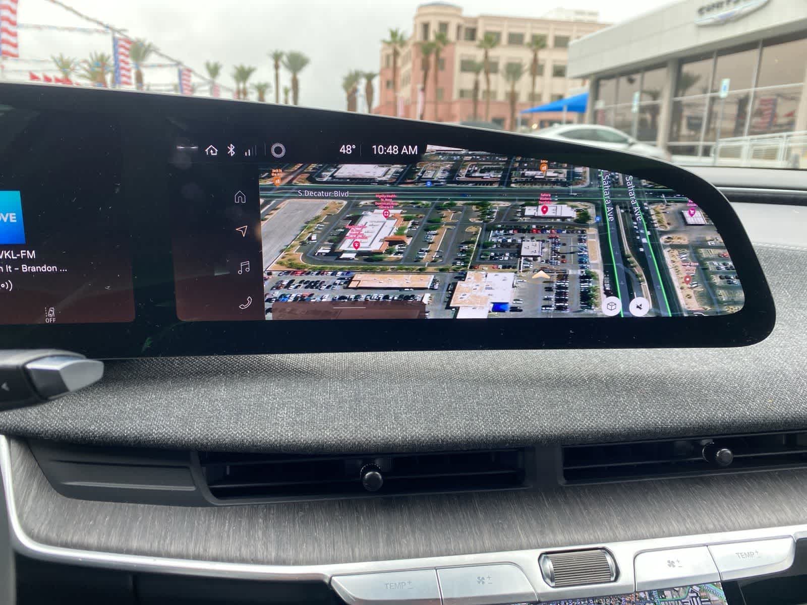 Thumbnail: 2024 Lucid Air - 16