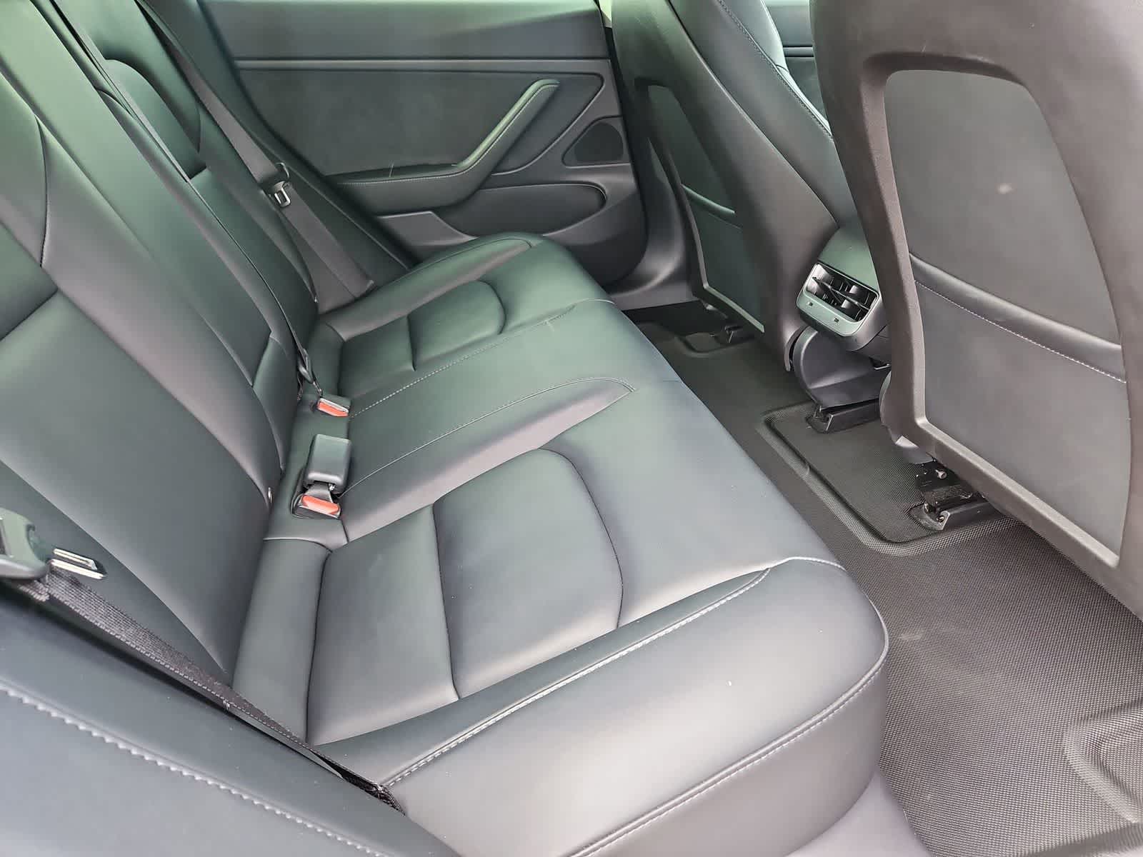 Thumbnail: 2019 Tesla Model 3 - 20