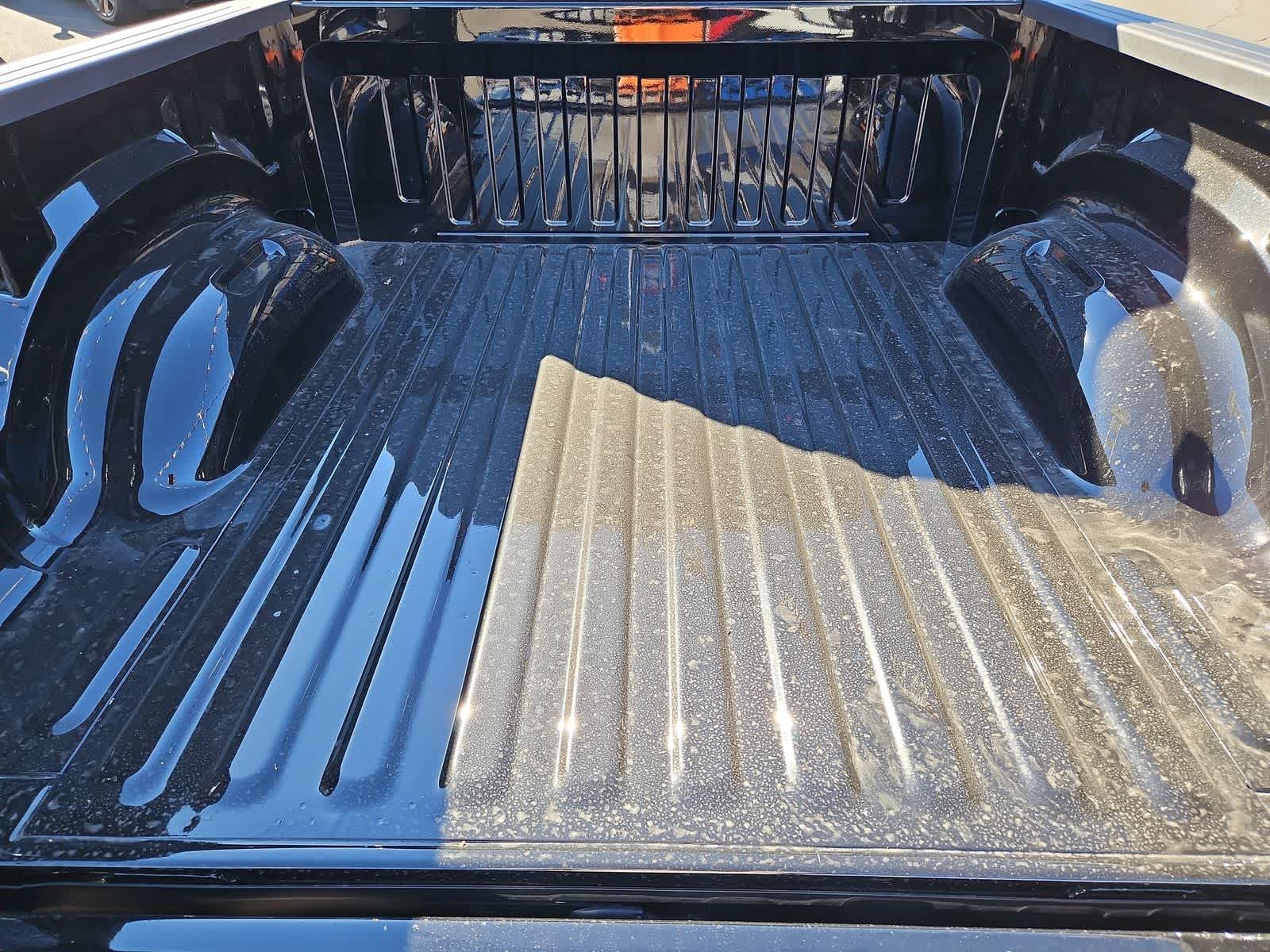 Thumbnail: 2026 RAM 1500 - 33