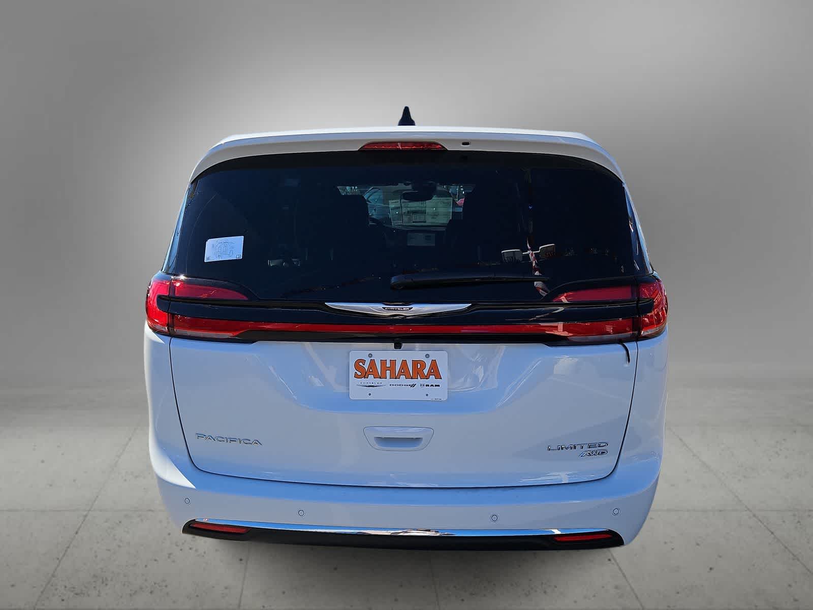 Thumbnail: 2026 Chrysler Pacifica - 7