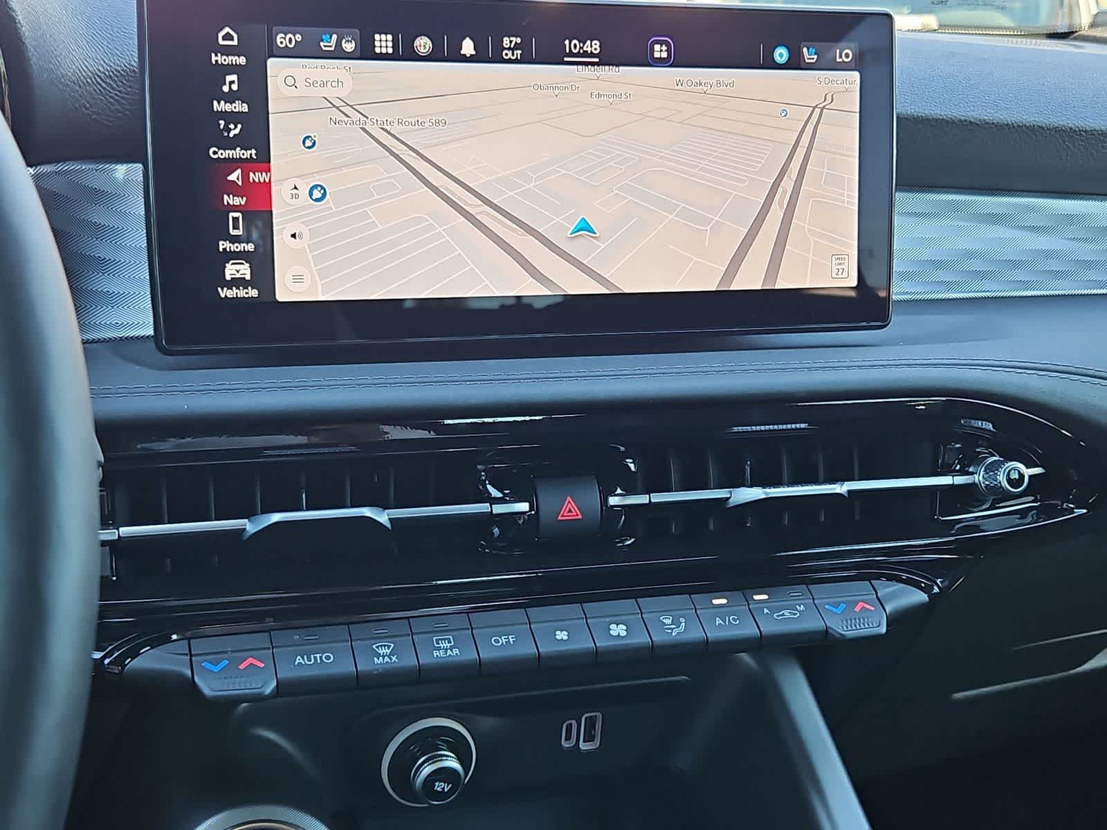 Thumbnail: 2024 Alfa Romeo Tonale - 28