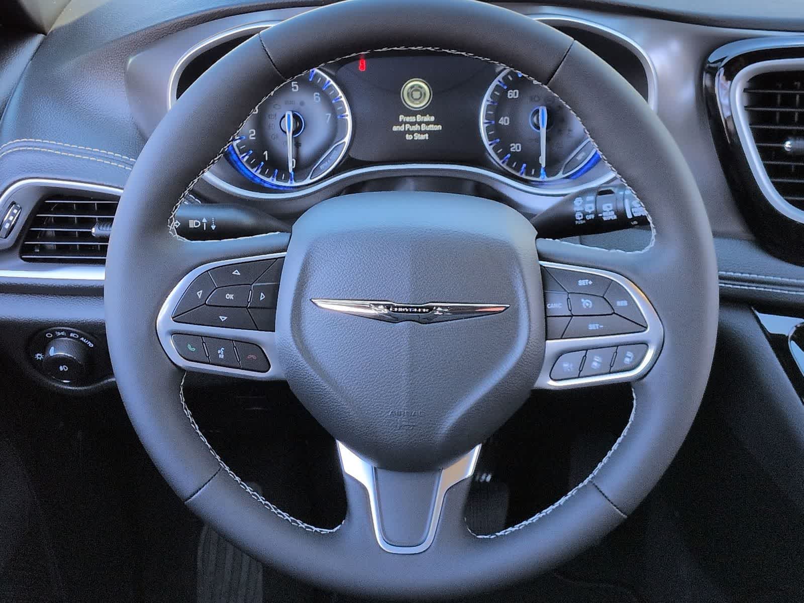 Thumbnail: 2026 Chrysler Pacifica - 23