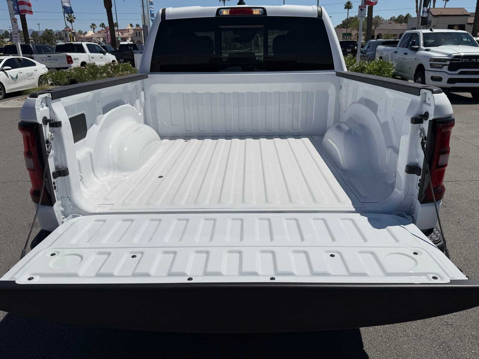 Thumbnail: 2026 RAM 1500 - 32
