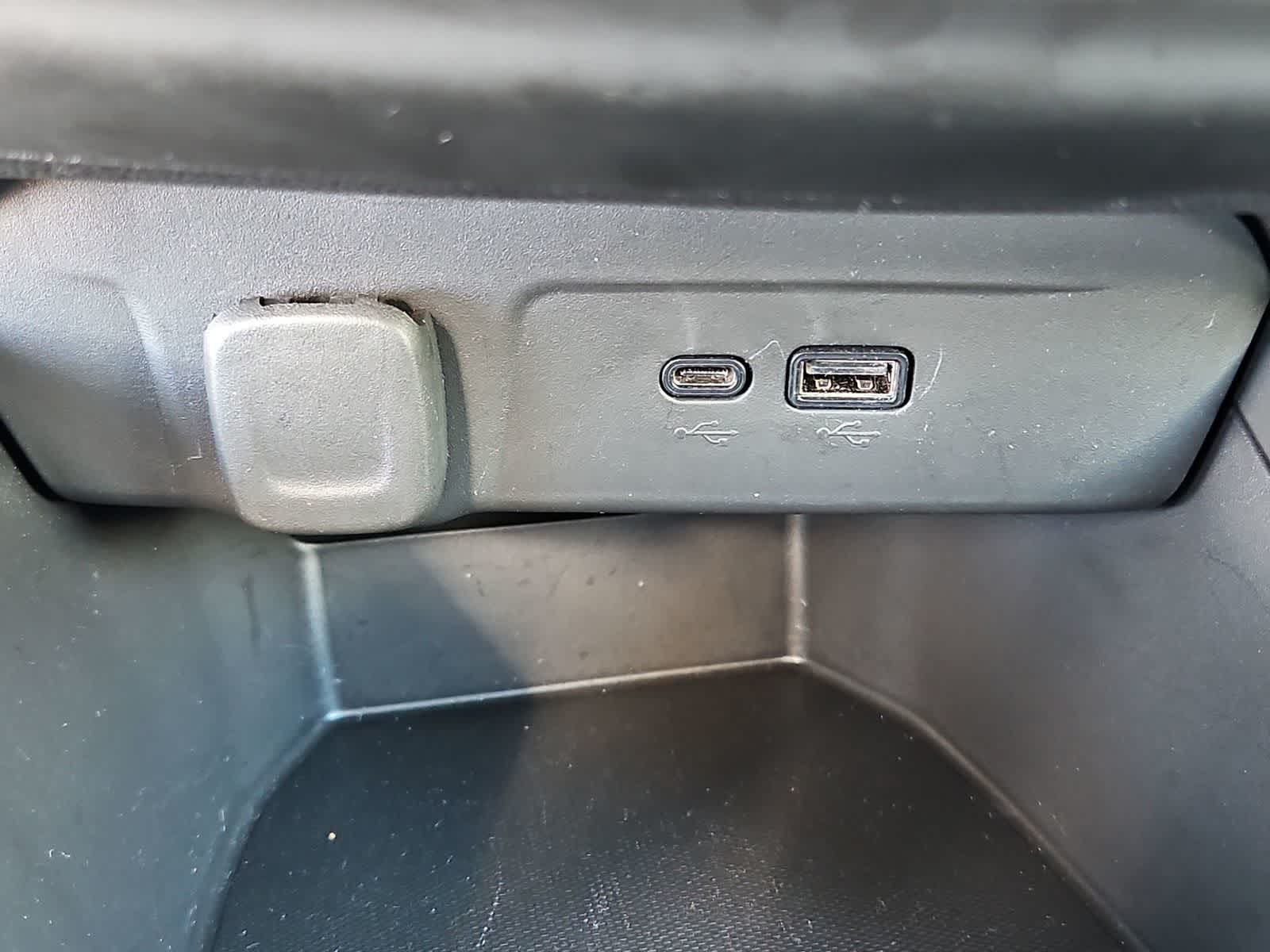 Thumbnail: 2025 Chevrolet Trax - 29