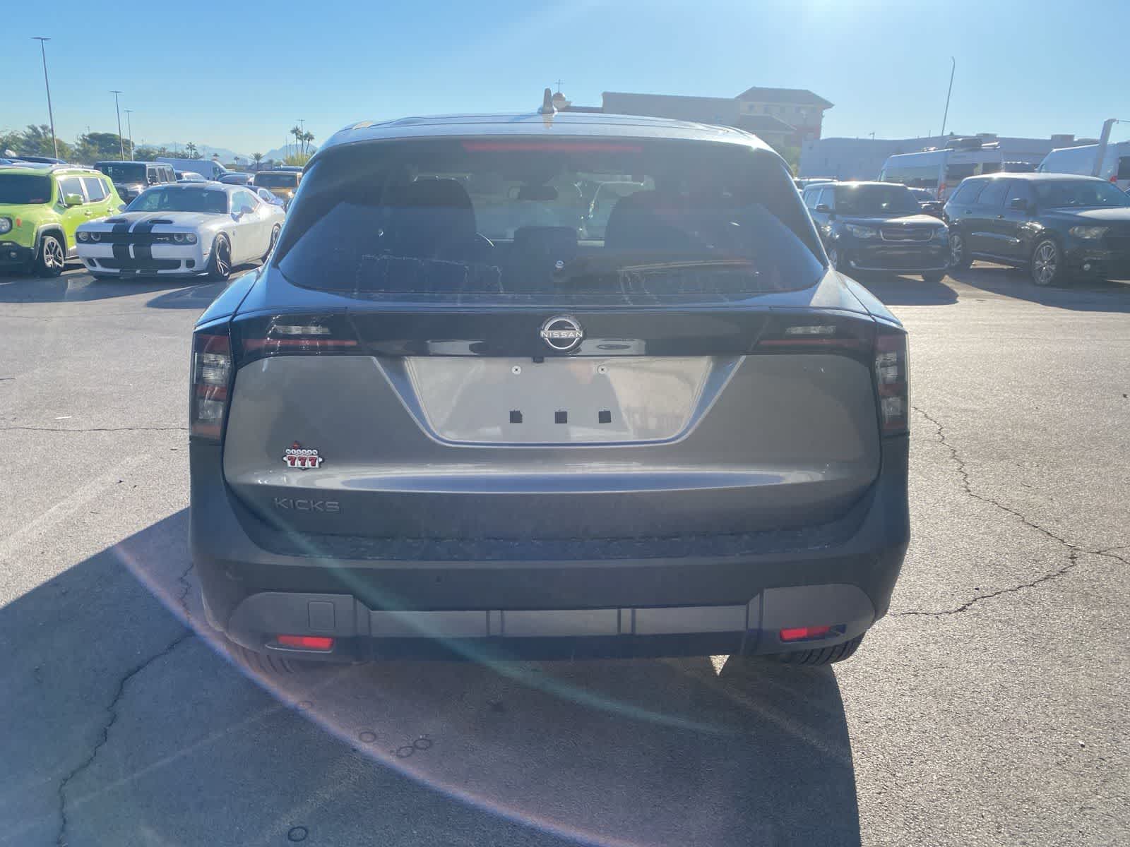 Thumbnail: 2025 Nissan Kicks - 7