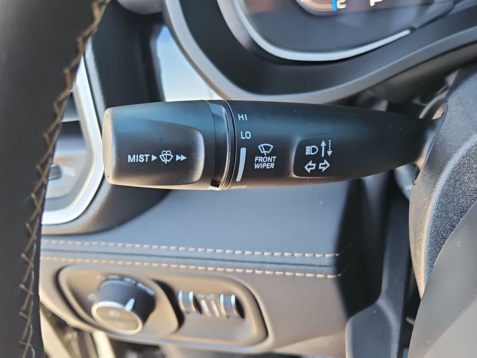 Thumbnail: 2026 RAM 1500 - 25