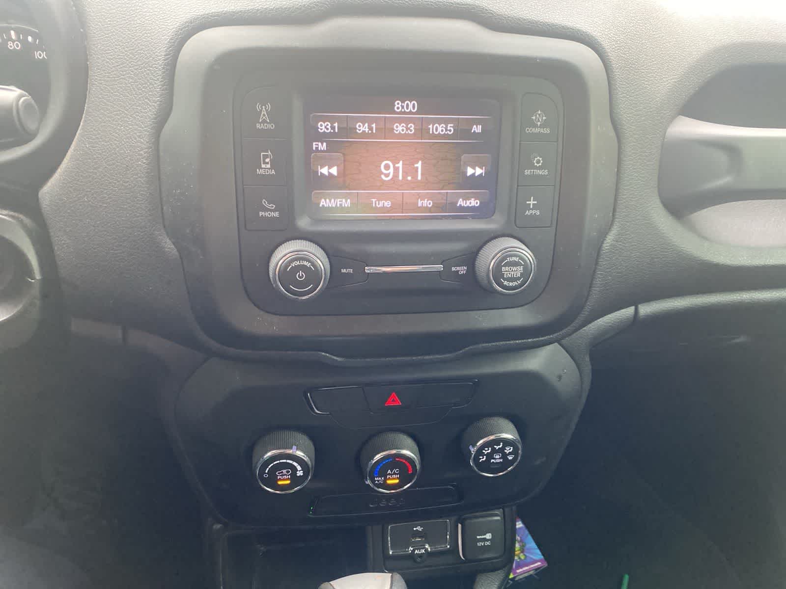 Thumbnail: 2019 Jeep Renegade - 14