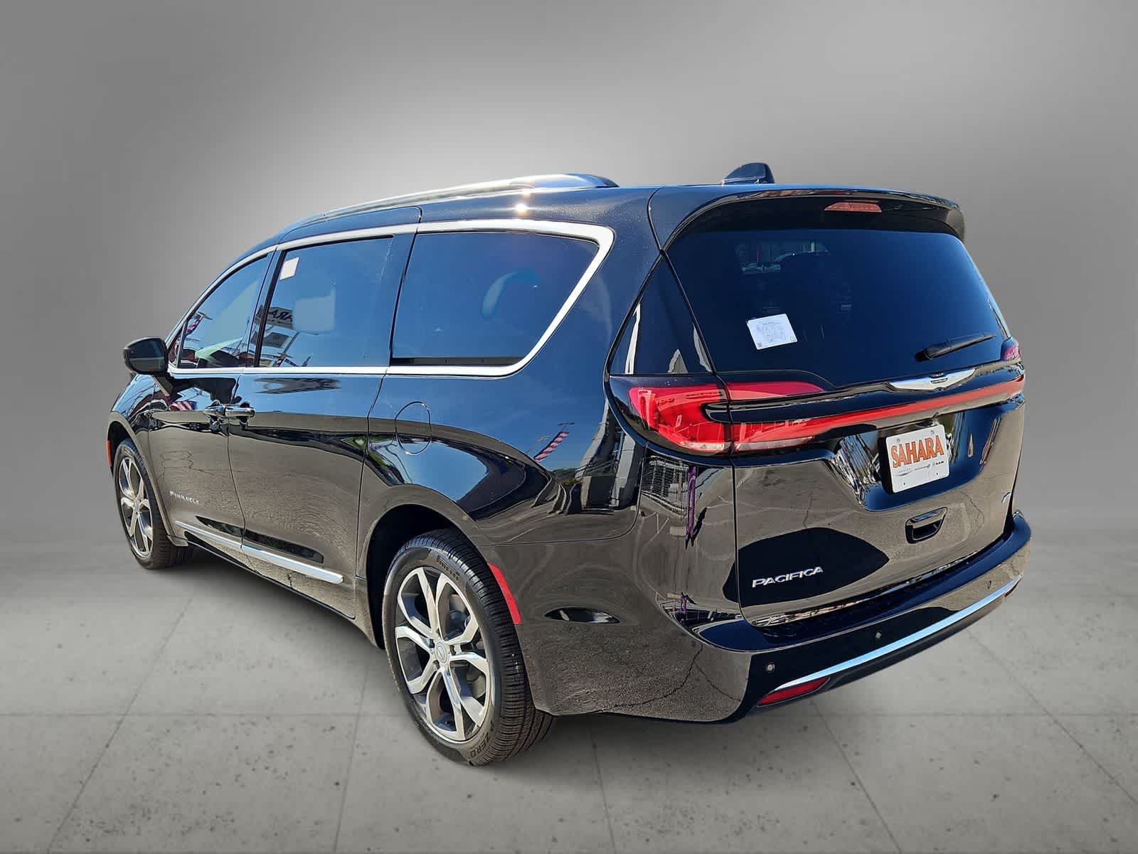 Thumbnail: 2026 Chrysler Pacifica - 6