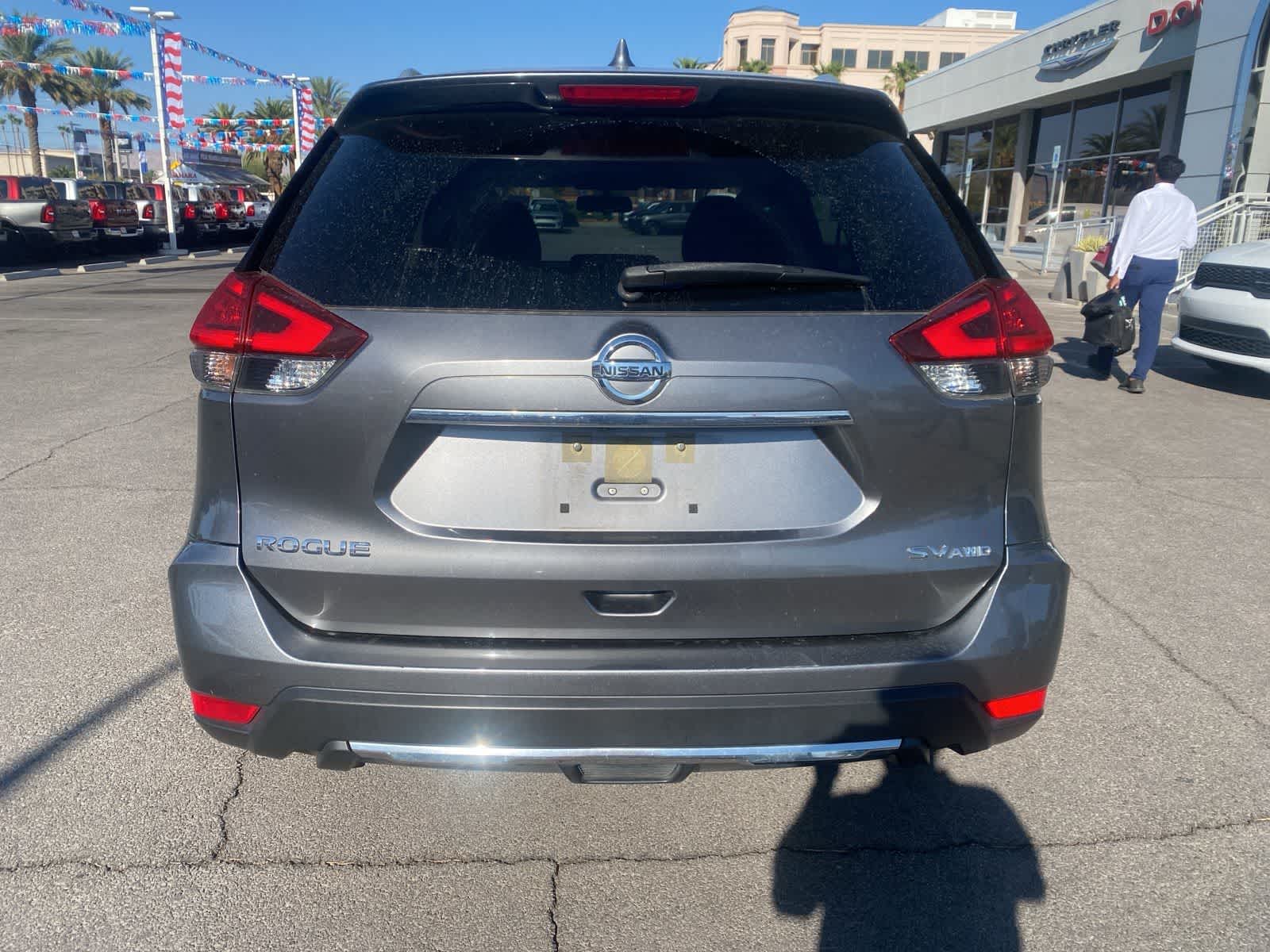 Thumbnail: 2017 Nissan Rogue - 7