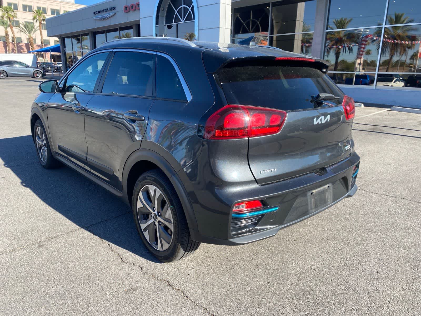 Thumbnail: 2022 Kia Niro - 8
