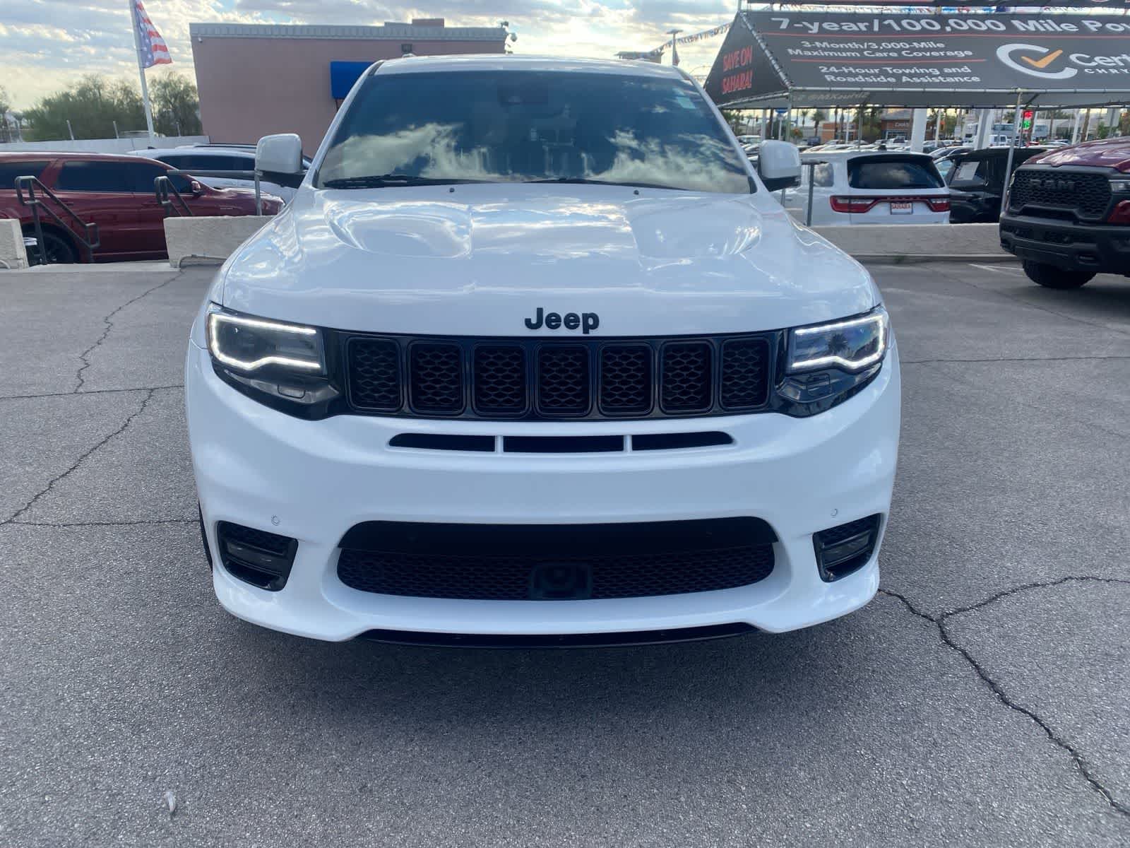 2021 Jeep Grand Cherokee SRT8 photo 2