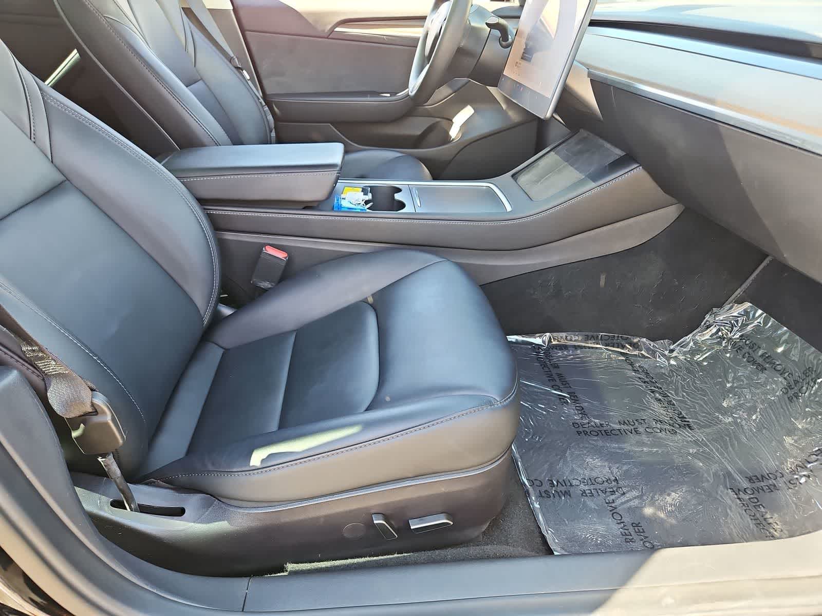 Thumbnail: 2022 Tesla Model 3 - 19