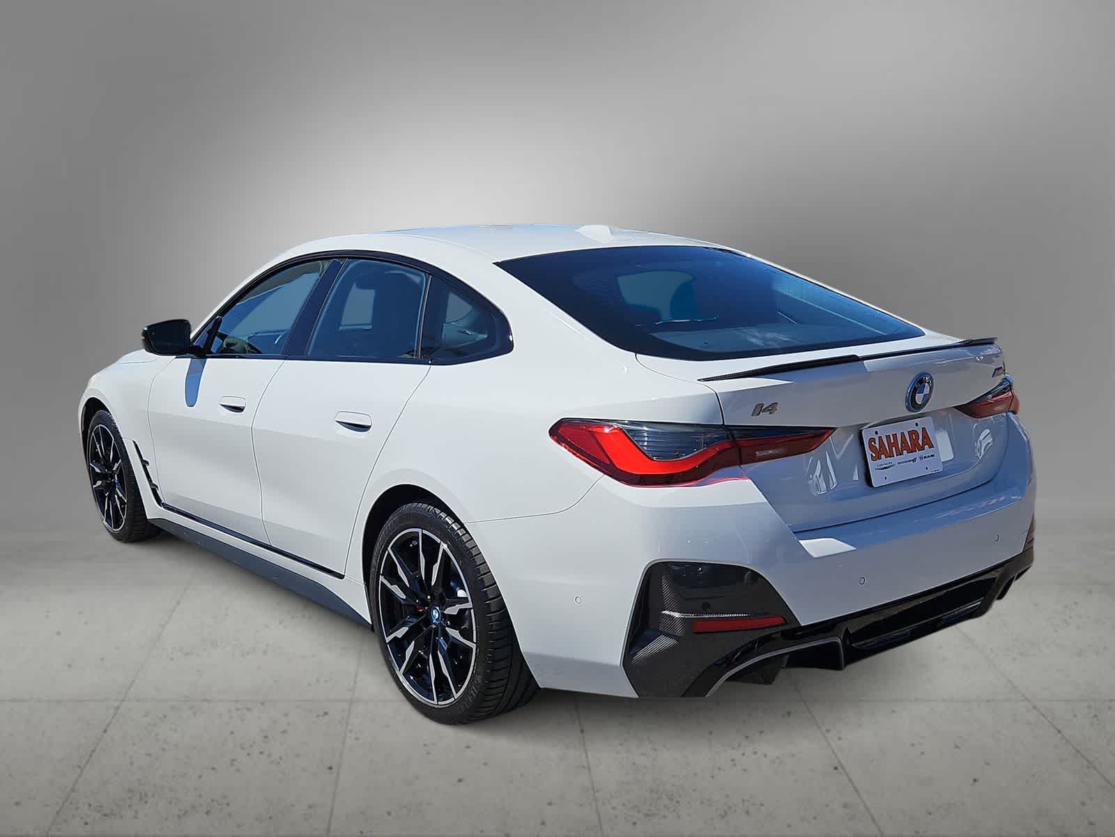 Thumbnail: 2023 BMW i4 - 7