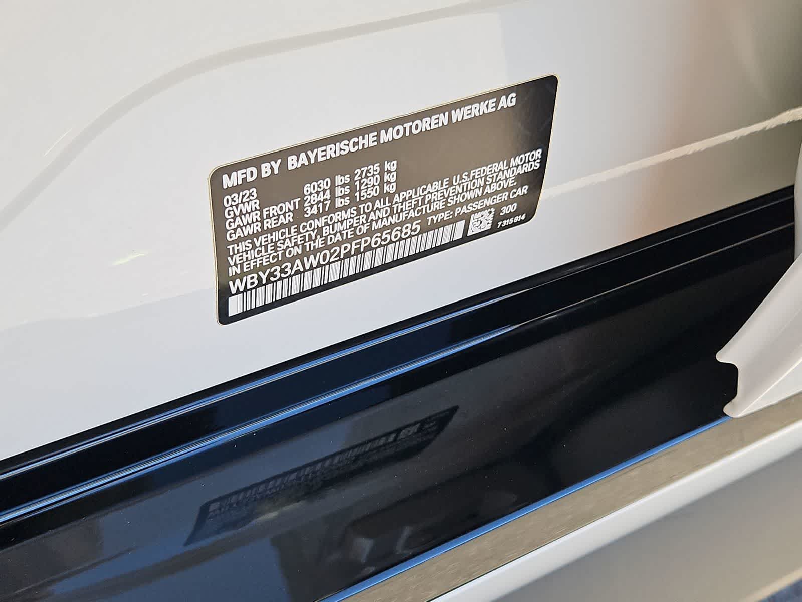 Thumbnail: 2023 BMW i4 - 33