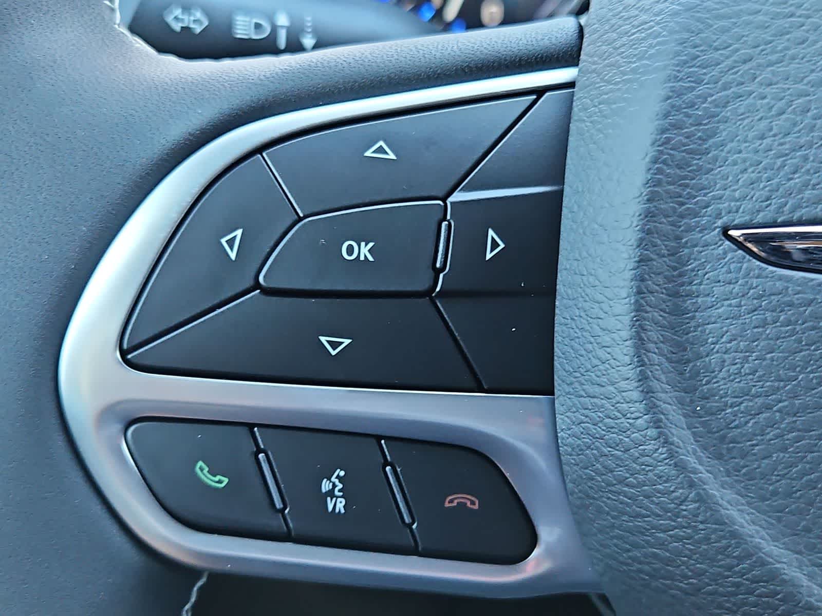 Thumbnail: 2026 Chrysler Pacifica - 23