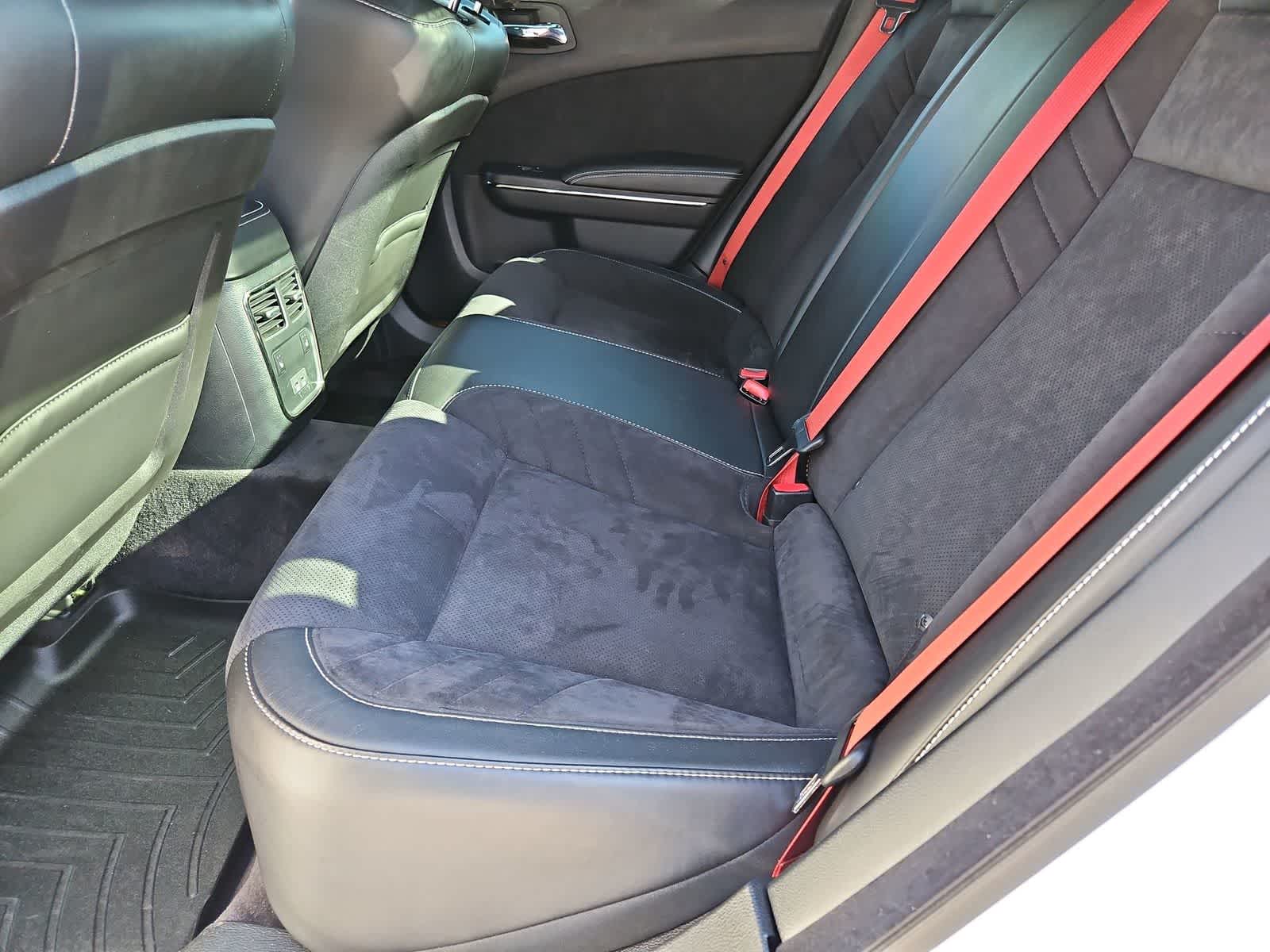 Thumbnail: 2017 Dodge Charger - 20