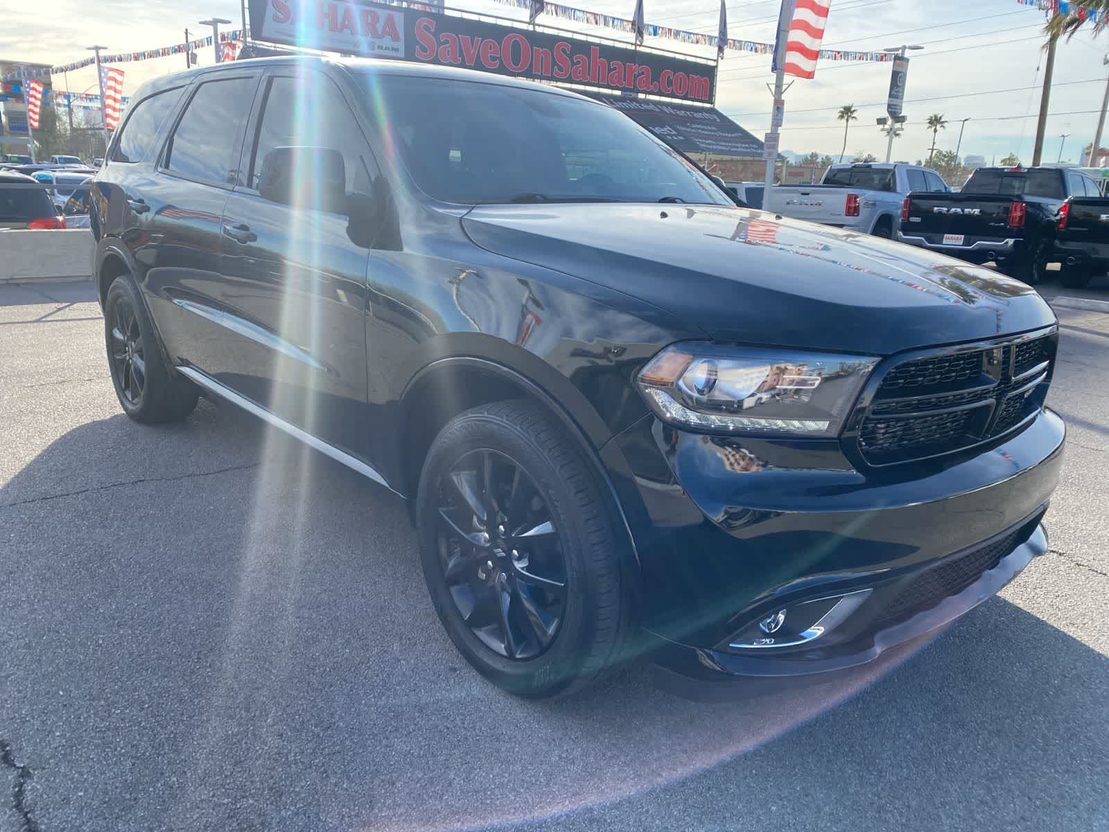 Thumbnail: 2019 Dodge Durango - 3