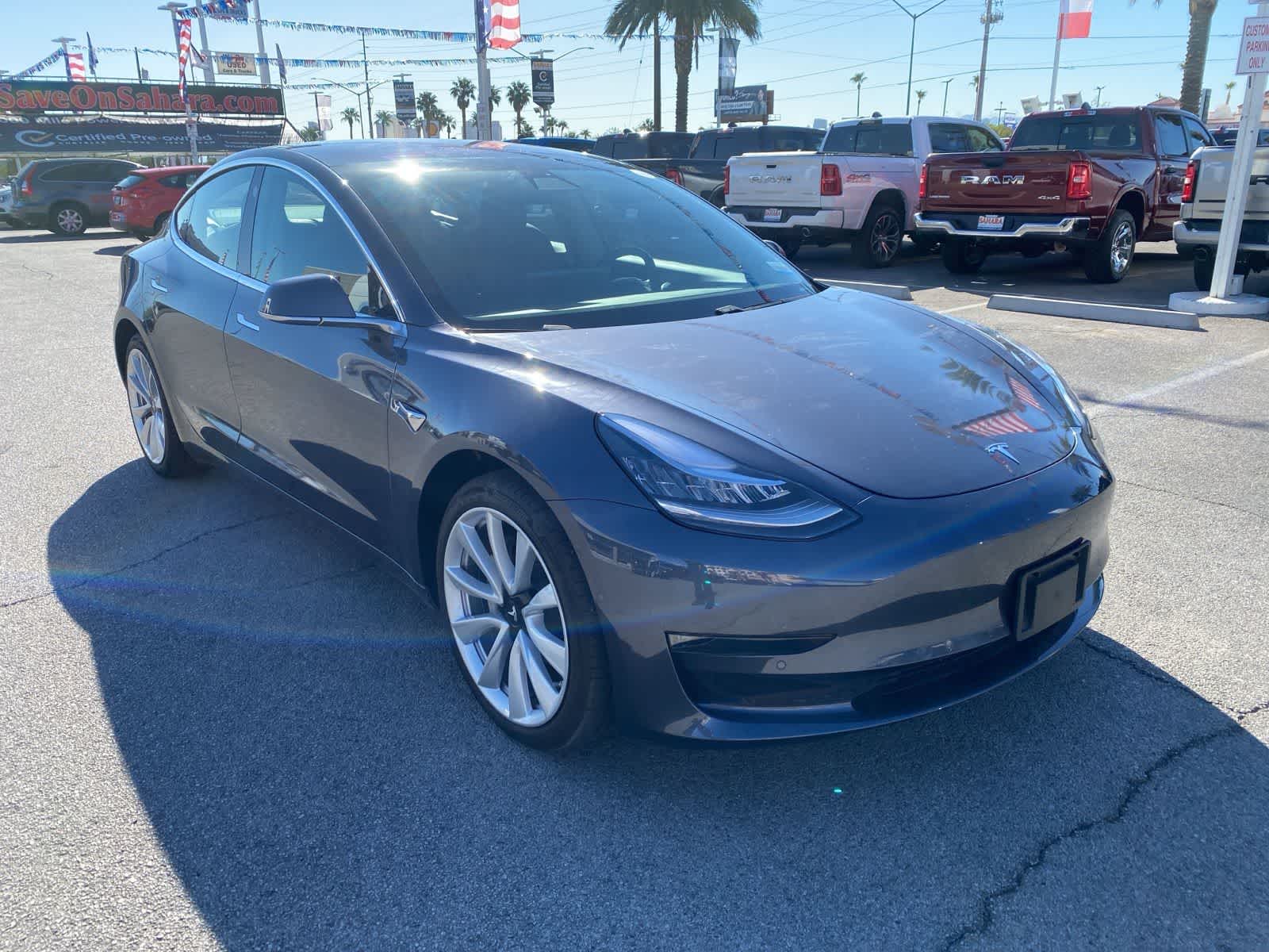 Thumbnail: 2018 Tesla Model 3 - 4