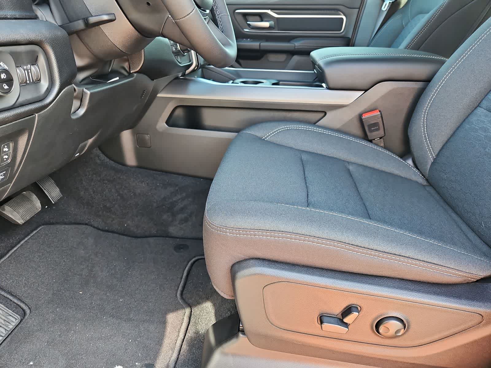 Thumbnail: 2026 RAM 1500 - 16