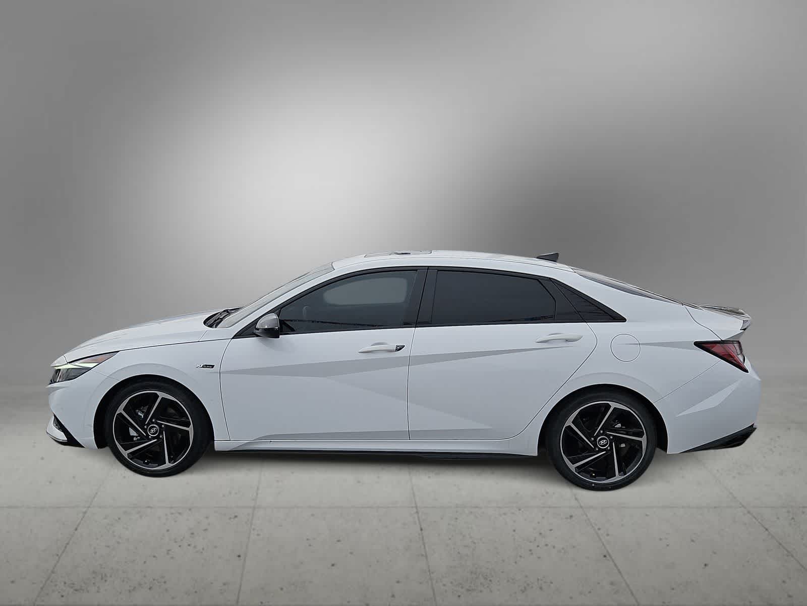 Thumbnail: 2021 Hyundai Elantra - 6