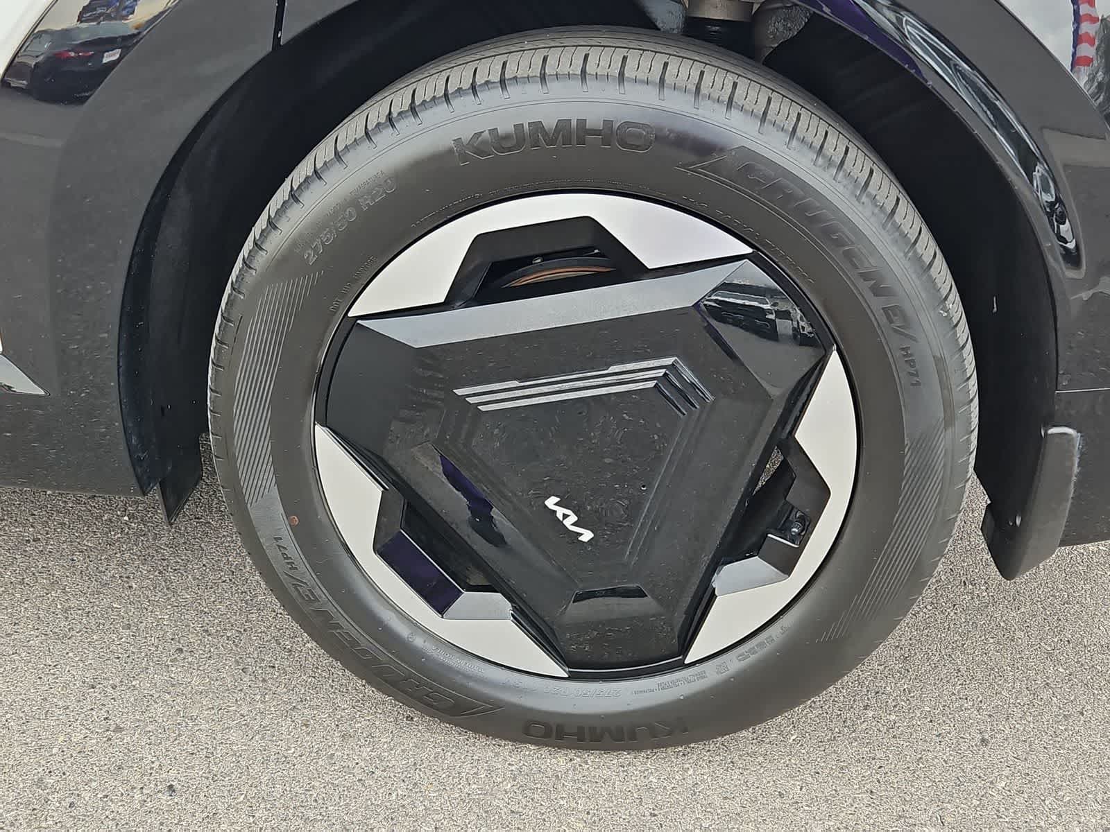 Thumbnail: 2024 Kia EV9 - 14