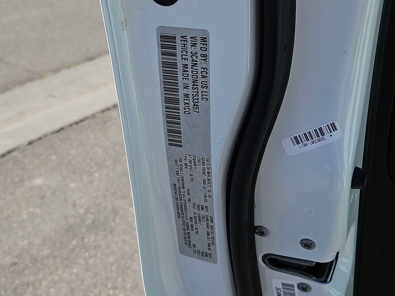 Thumbnail: 2025 Jeep Compass - 34