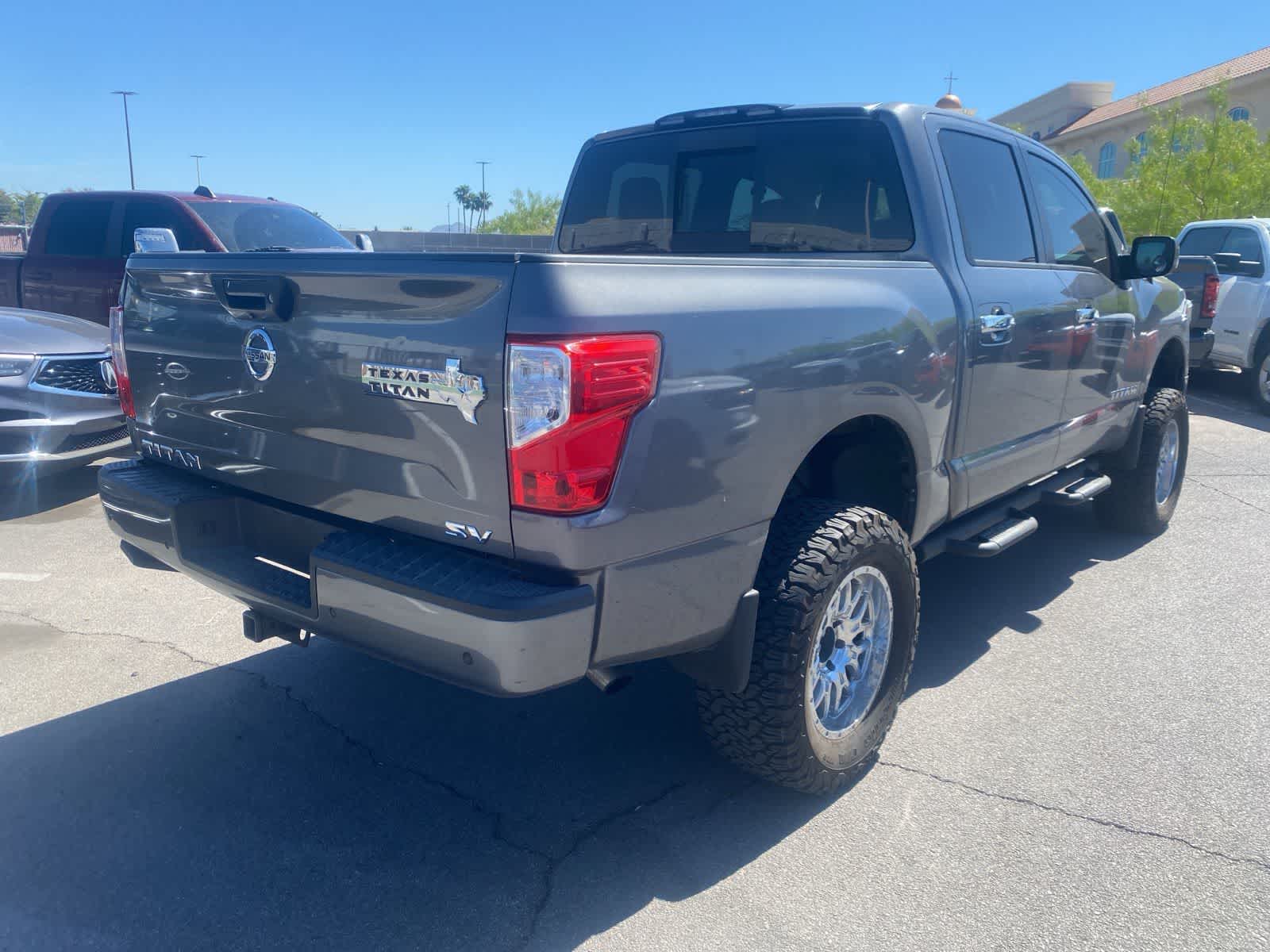 Thumbnail: 2021 Nissan Titan - 6