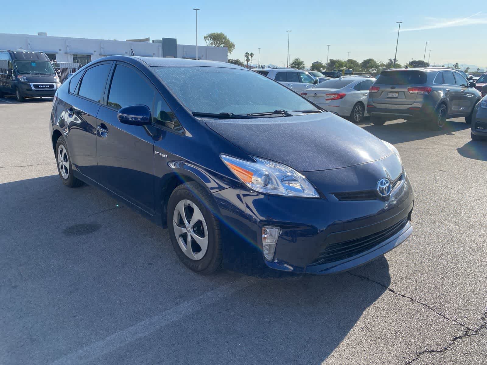 2014 Toyota Prius Three 4