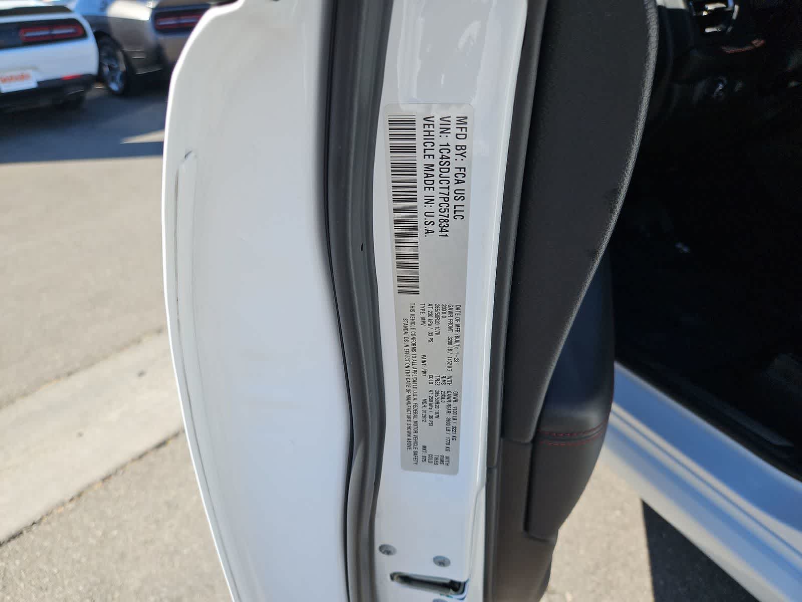 Thumbnail: 2023 Dodge Durango - 35