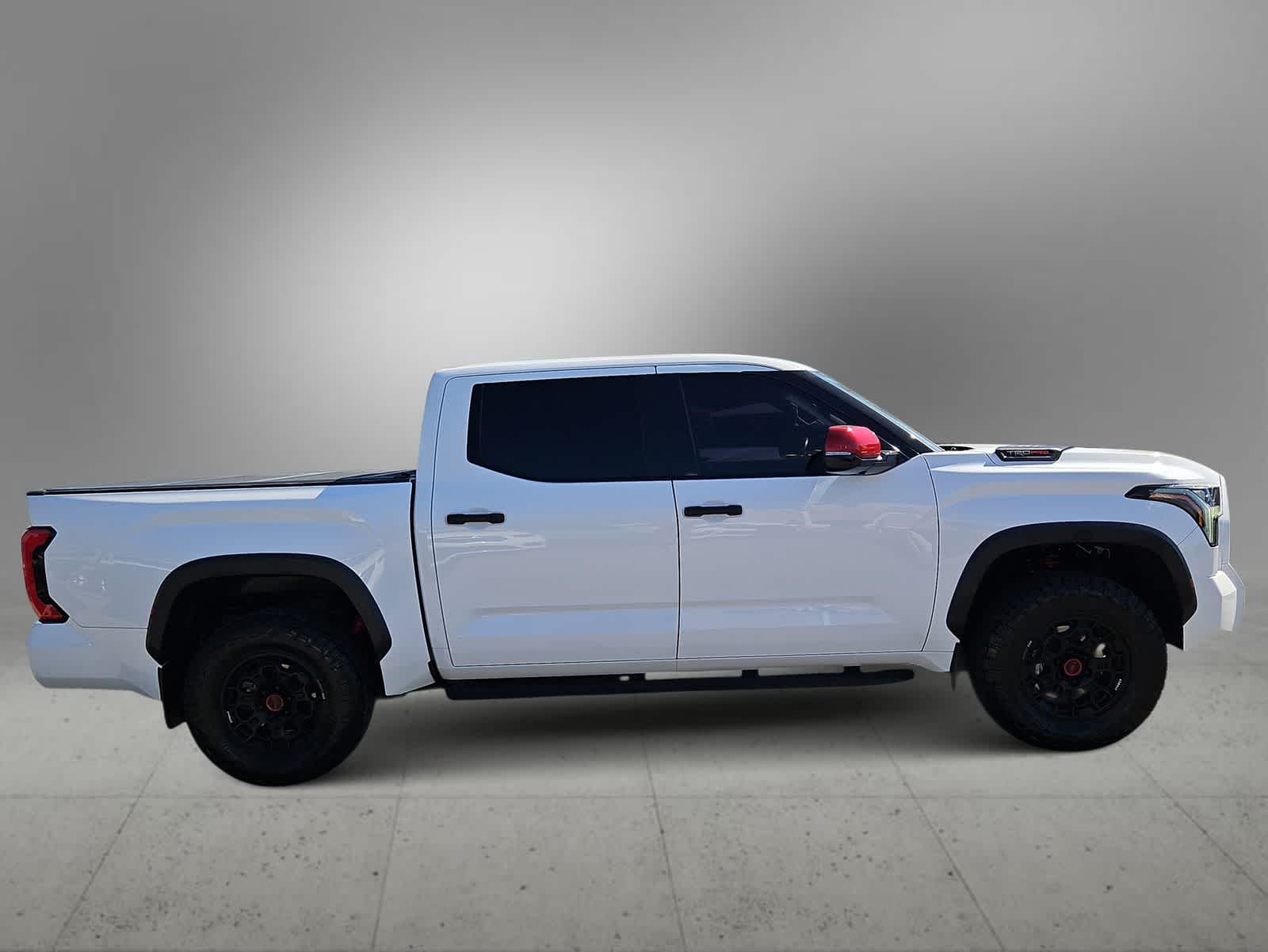 Thumbnail: 2022 Toyota Tundra - 10