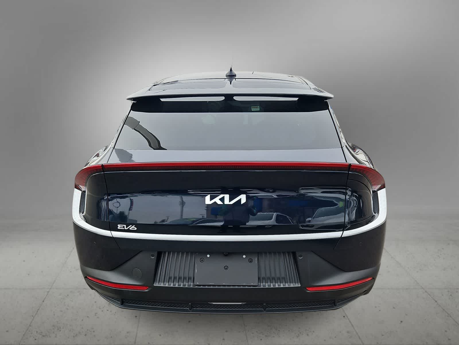 Thumbnail: 2024 Kia EV6 - 8