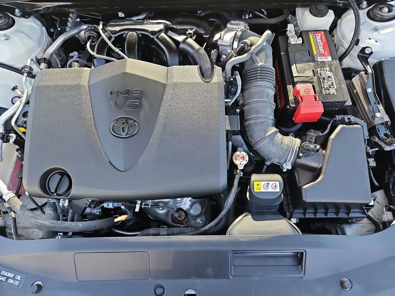 Thumbnail: 2022 Toyota Camry - 16