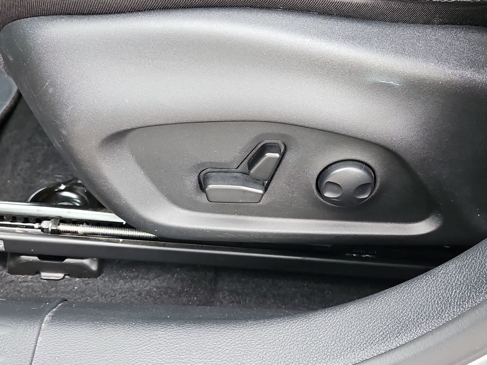 Thumbnail: 2024 Jeep Compass - 18