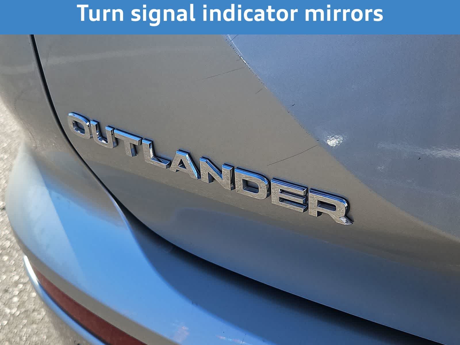 Thumbnail: 2024 Mitsubishi Outlander - 14