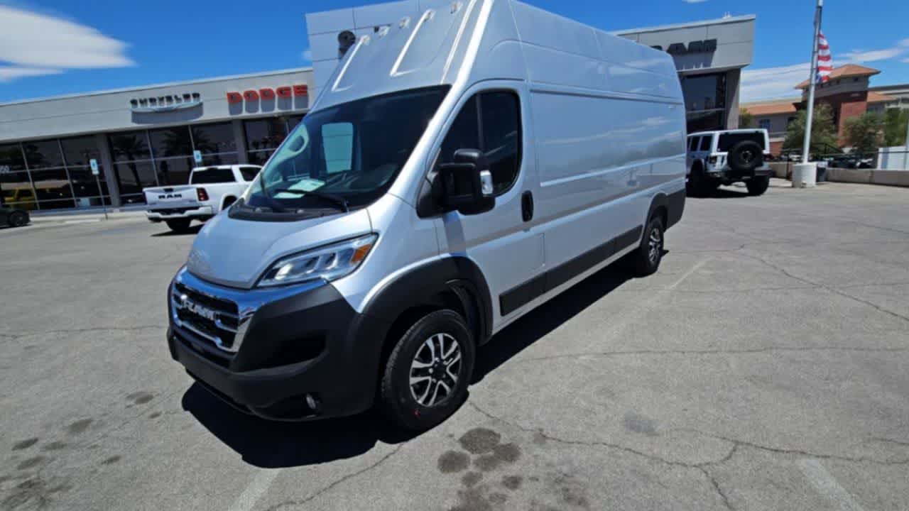 2025 Ram ProMaster 3500 Cargo Van photo 4