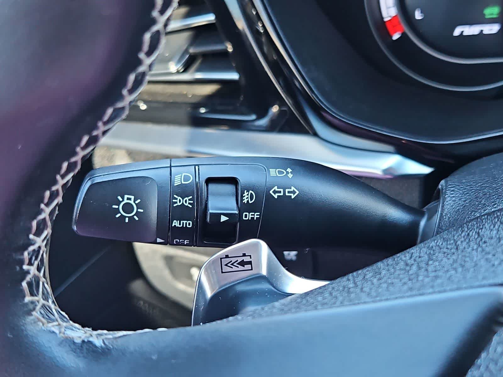 Thumbnail: 2022 Kia Niro - 27