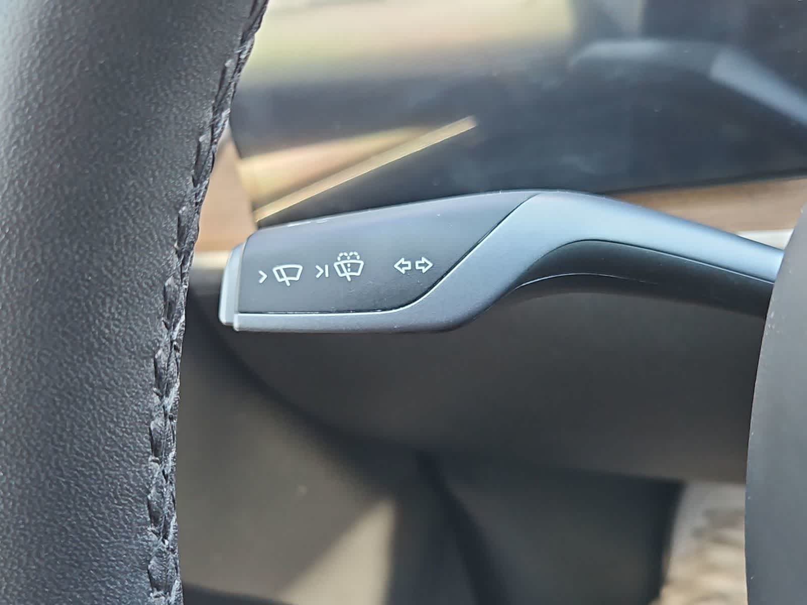 Thumbnail: 2022 Tesla Model 3 - 24